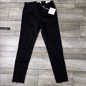 Just Black Denim HR Scissor Cut Skinny Women's Jeans - Classic Black